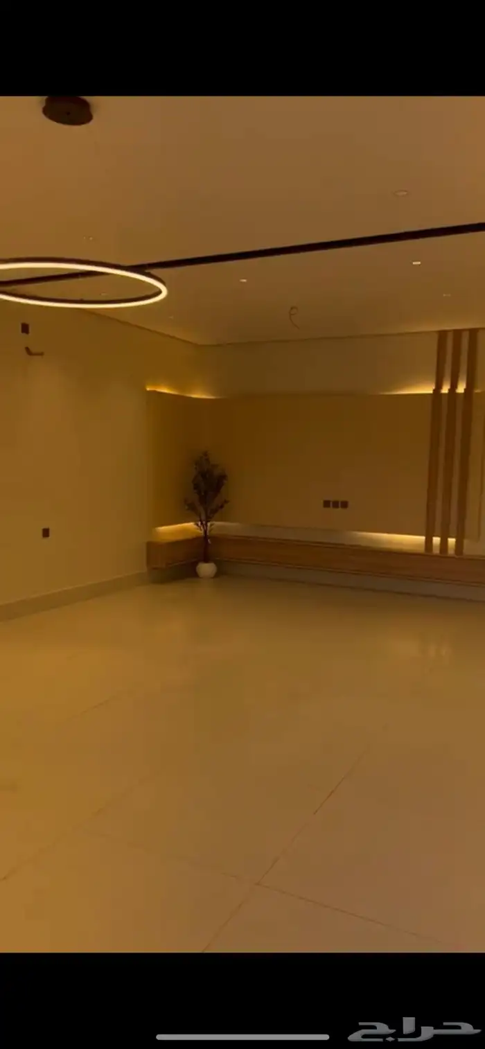 شقه ارضيه حي اليرموك 6