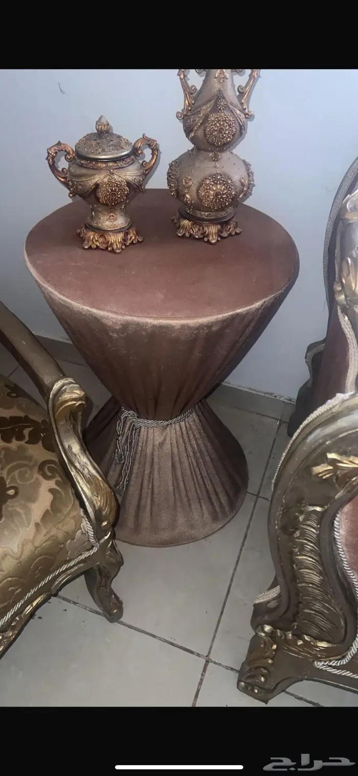 كنب كامل   ستاره   طاولات خدمه 4