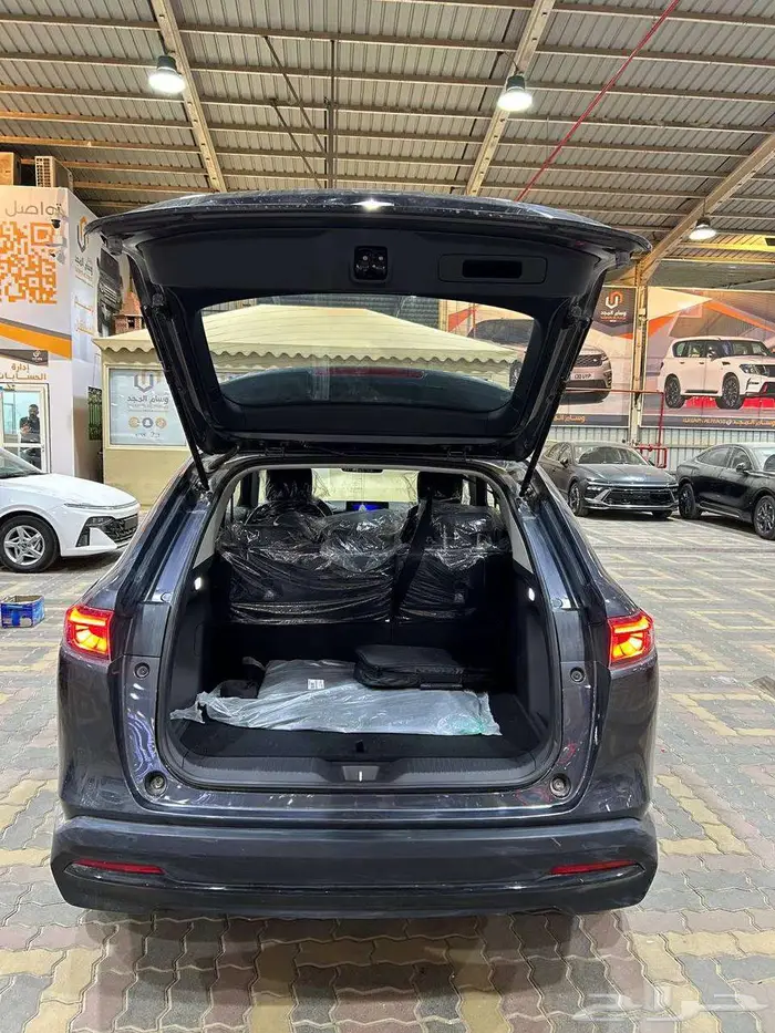 عرض خاص هوندا HR-V استاندر 1500موديل 2023 بطاقه جمركيه 6
