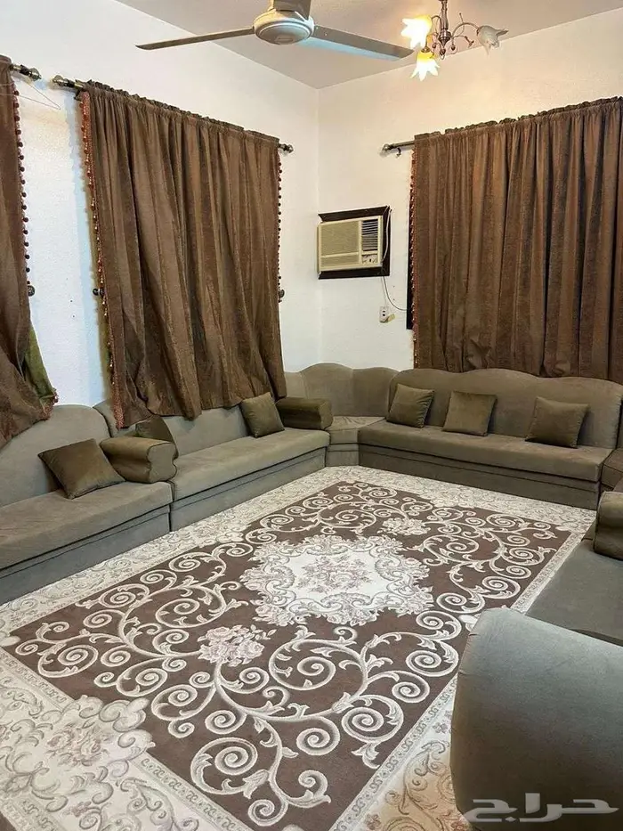 للإيجار   دور سكني مؤثث بالكامل 3