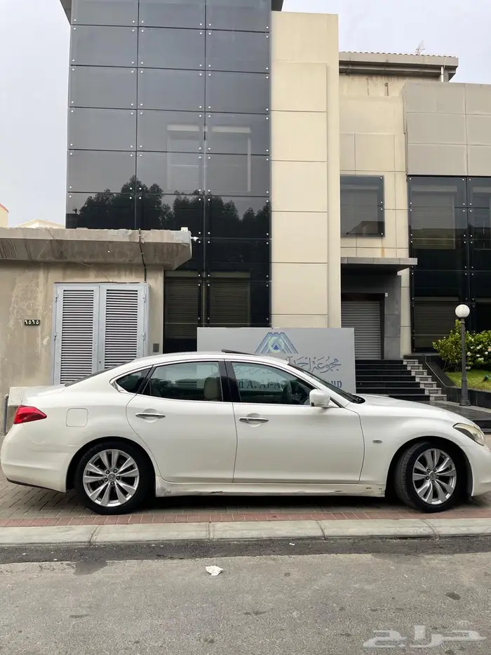 انفينيتي M37 سيدان شبيهة ال Q70 انفنتي 16