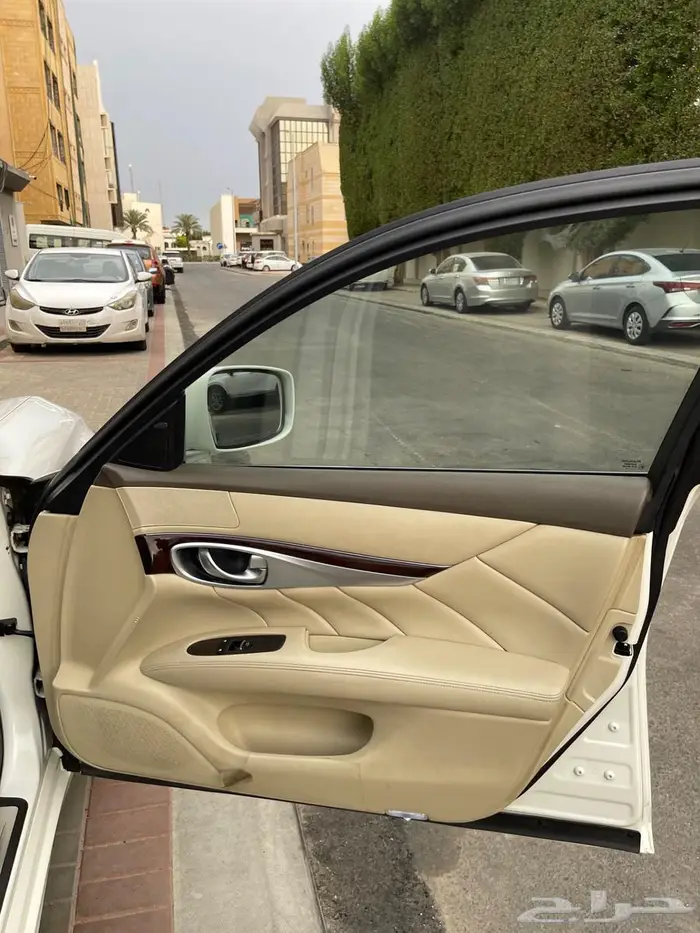 انفينيتي M37 سيدان شبيهة ال Q70 انفنتي 13