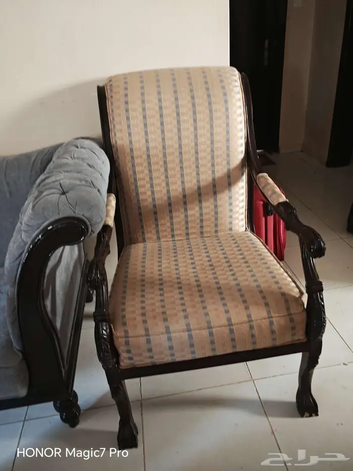 2 كراسي بحاله ممتازه 2
