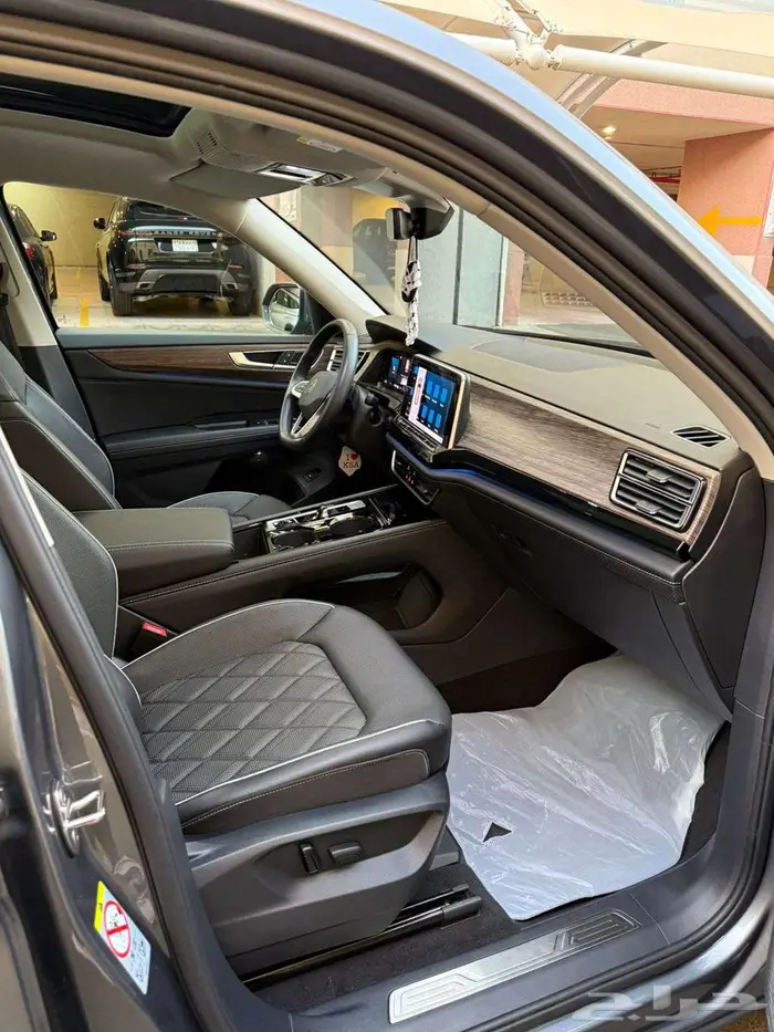 فولكس واجن تراومنت 2024 r-line awd   فل كامل 4