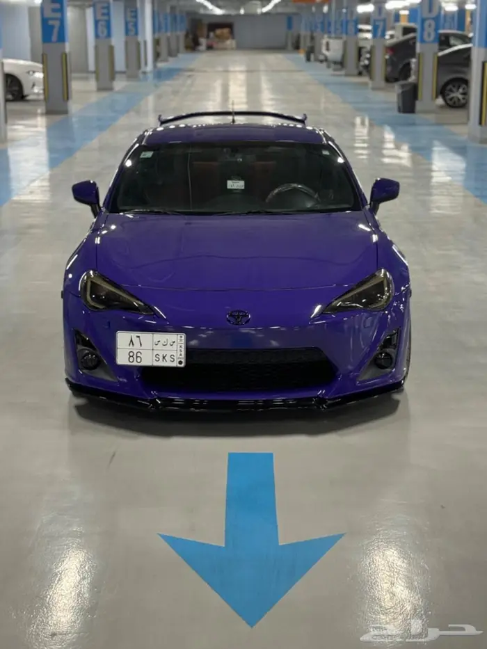 تويوتا gt86 موديل 2013 نظيف 10