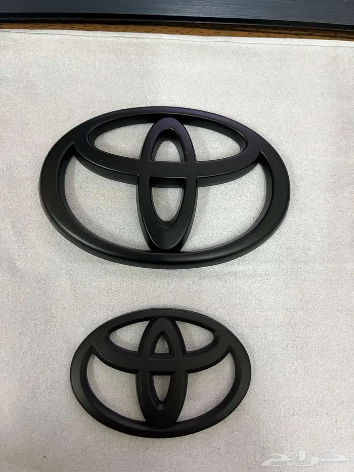 شعار تويوتا اسود رياضي كرولا يارس TOYOTA YARIS GR-SPORT 0