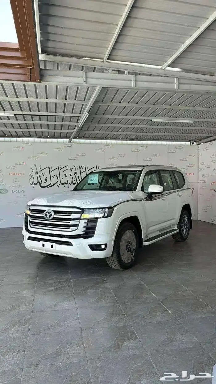 تويوتا لاندكروزرGXRL4كمرات فل كامل بريمي2025-330.000 1