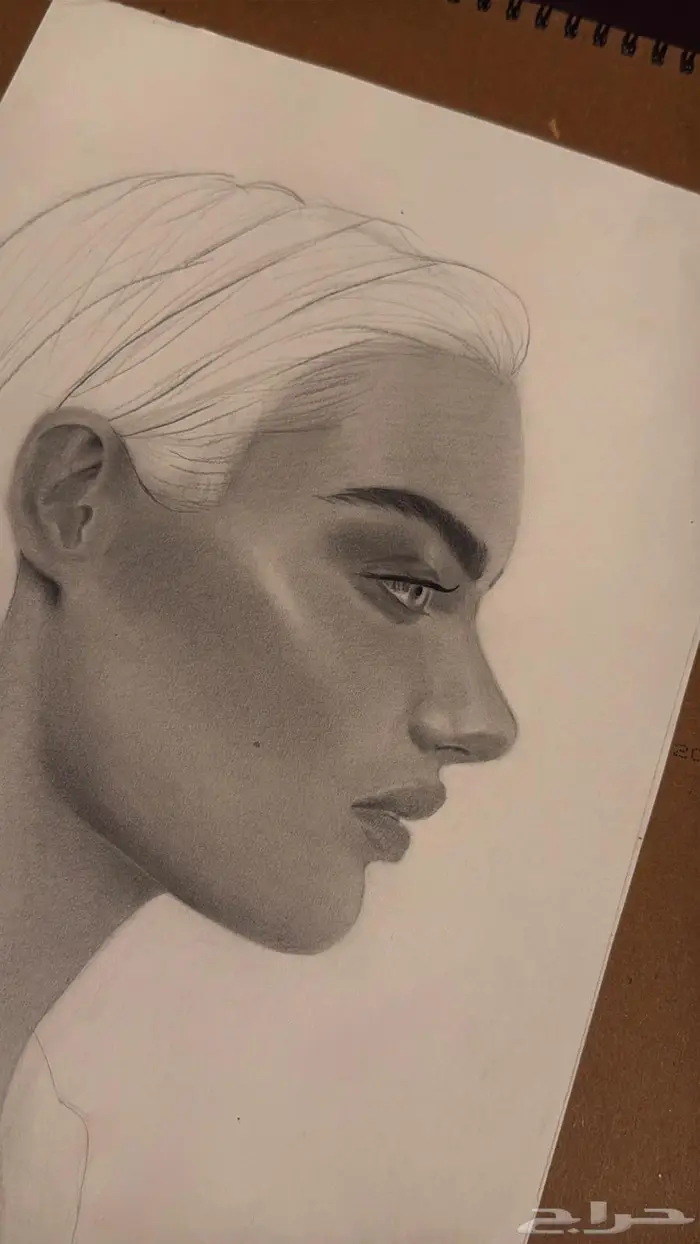 احتاج دعمكم رسامة رسم يدوي عرض محدود 1