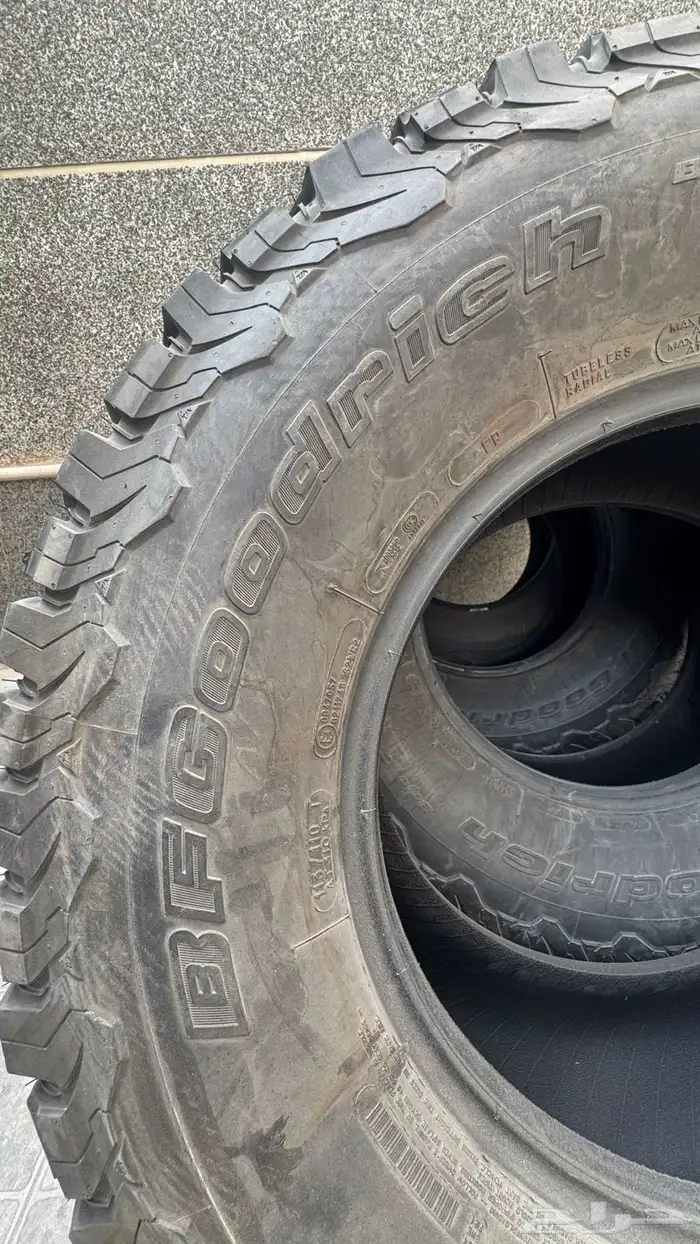 كفرات بي اف قودرتش نص حجري 17 شبه جديده 1