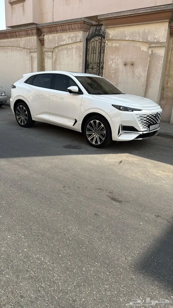 للبيع شانجان UNI-K موديل 2024 16