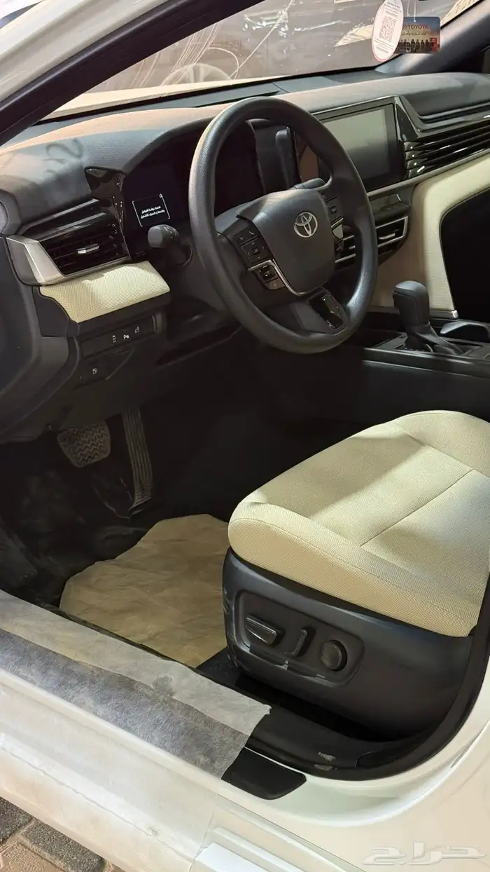 تويوتا كامري E بنزين موديل 2025 سعودي 5