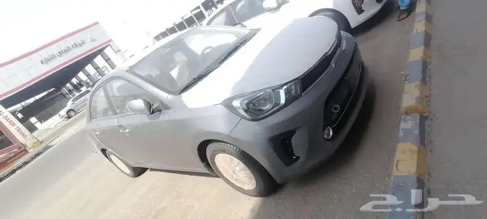 كيا بيجاس جنوط شاشه كاميرا خلفيه مقاعد جلد فتحه سقف 2026 1