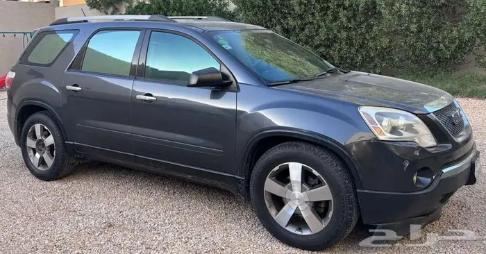 2011 GMC Acadia SLE 6 Cylinder 8 Seater SUV SR 22 000 3