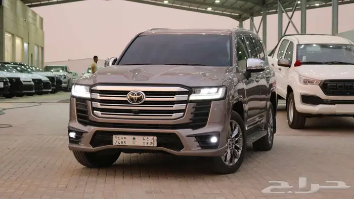 لاندكروزر VXR - 2024 مستخدم كاش واقساط 9