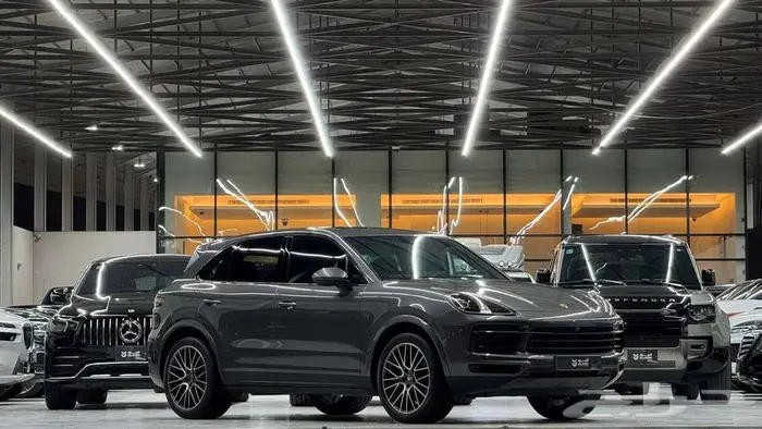 2023بورش كايين PORSCHE CAYENNE 1