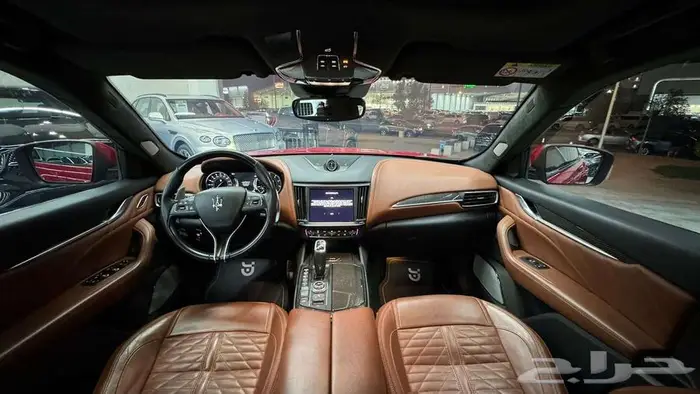 2021 مازيراتي ليفانتي MASERATI levante 10