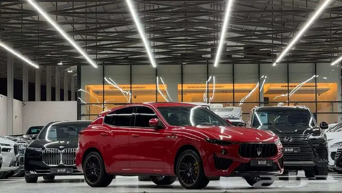 2021 مازيراتي ليفانتي MASERATI levante 1