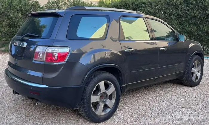 2011 GMC Acadia SLE 6 Cylinder 8 Seater SUV SR 22 000 4