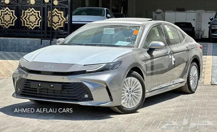 تويوتا كامري LE بنزين 2025 بالنقد والتقسيط 2