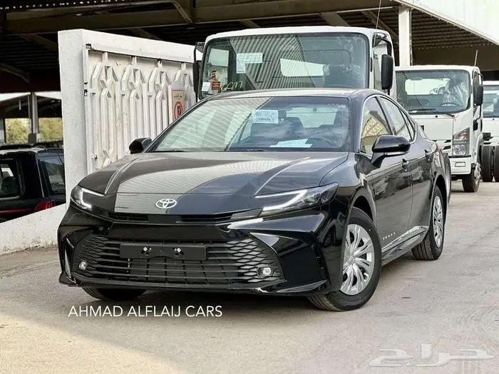 كامري بنزين E ستاندر خليجي 2025 بأفضل سعر 1