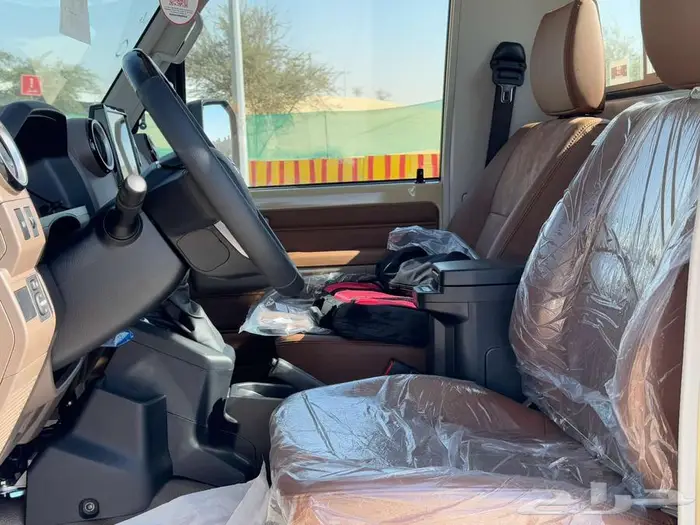 تويوتا شاص رفرف فل LX V6توماتيك بنزين 2025كاش وأقساط 10