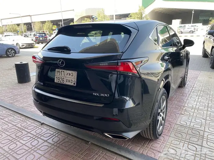 لكزس NX300 2021 سعودي ماشي 11 الف 10