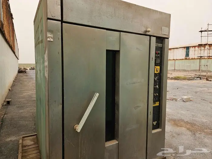 افران خبز دوارة ألمانية مقاس كبير مستخدمة بدون عربية 2