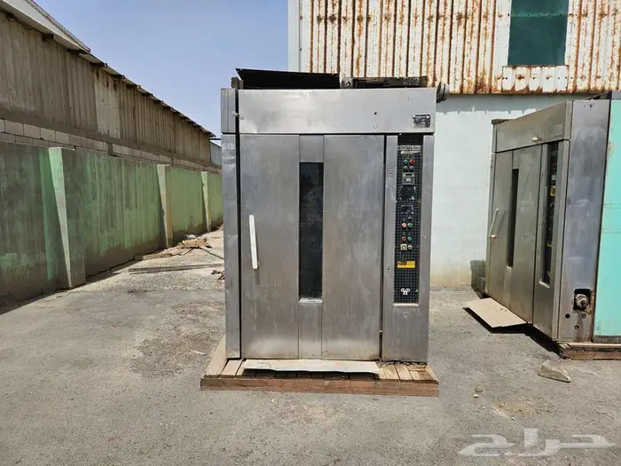 افران خبز دوارة ألمانية مقاس كبير مستخدمة بدون عربية 1