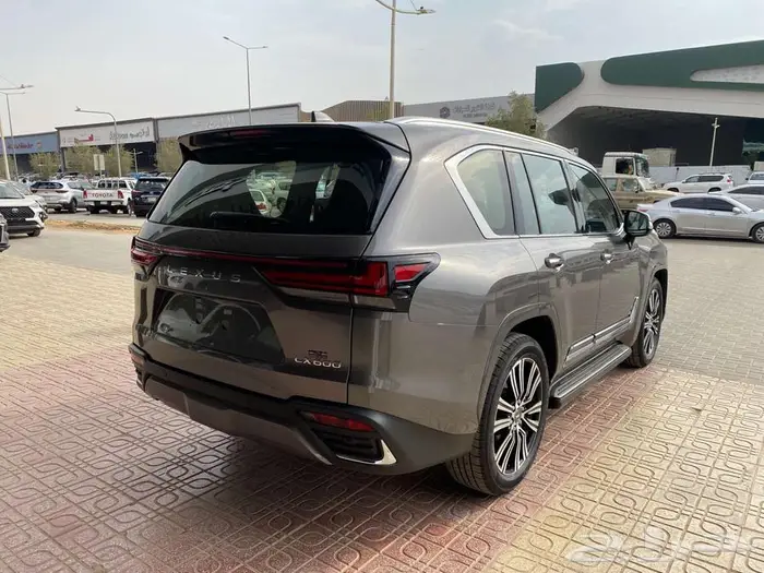 لكزس LX600 BB 2025 سعودي رمادي داخلي افوايت بطاقه جمركيه 11