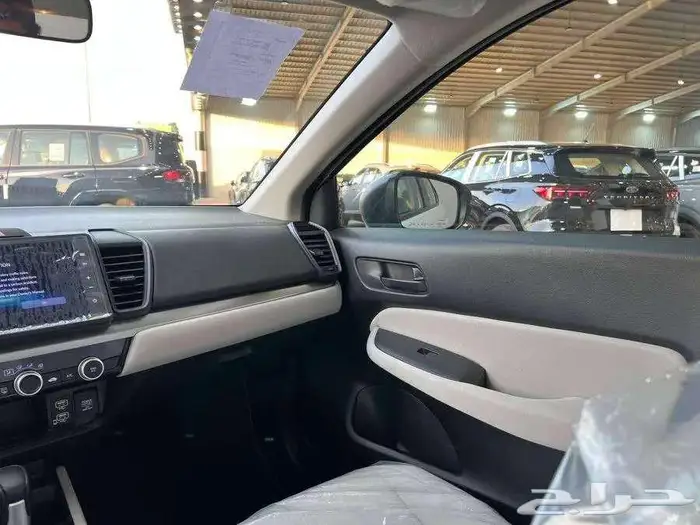 هوندا سيتي ستاندر موديل 2025 15