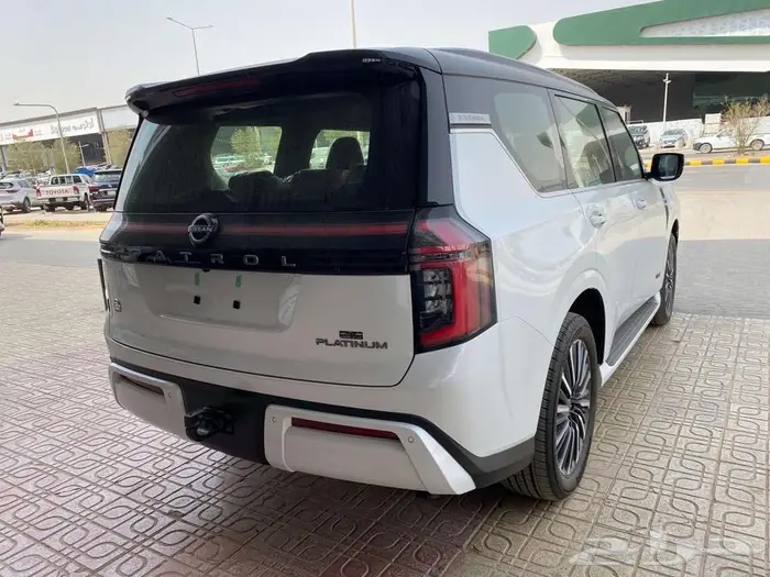 نيسان باترول بلاتنيوم تيربو 2025 ابيض خليجي 5