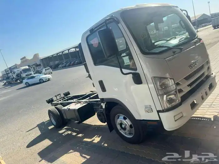 ايسوزو دينا 6 طن شاص 6.10 متر 2025 العيسي ياباني 0