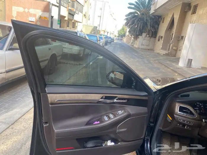 جنسس جي 90 مديل 2019 نظيفة جدا 1