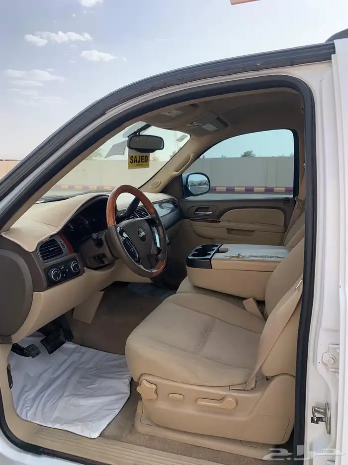 يوكن موديل 2011 دبل 4