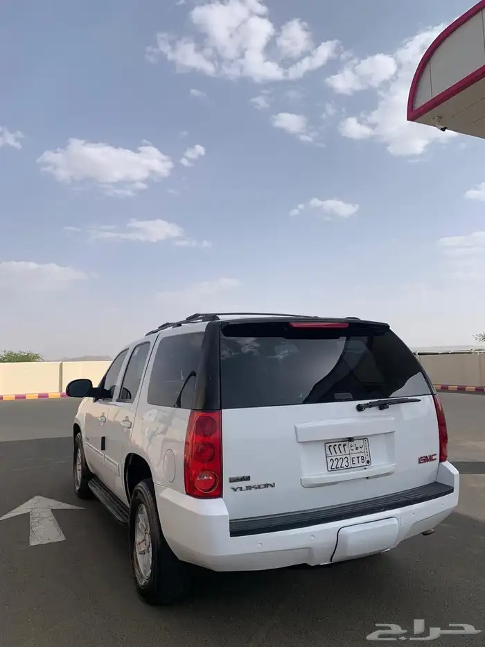 يوكن موديل 2011 دبل 3