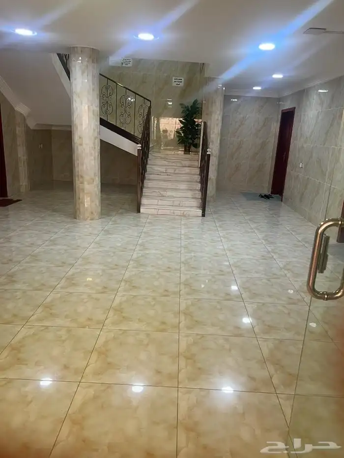 شقة سكنية راقية قريبة من مستشفى عسير 1