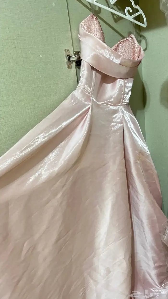 فستان زواج للبيع ب 250 0