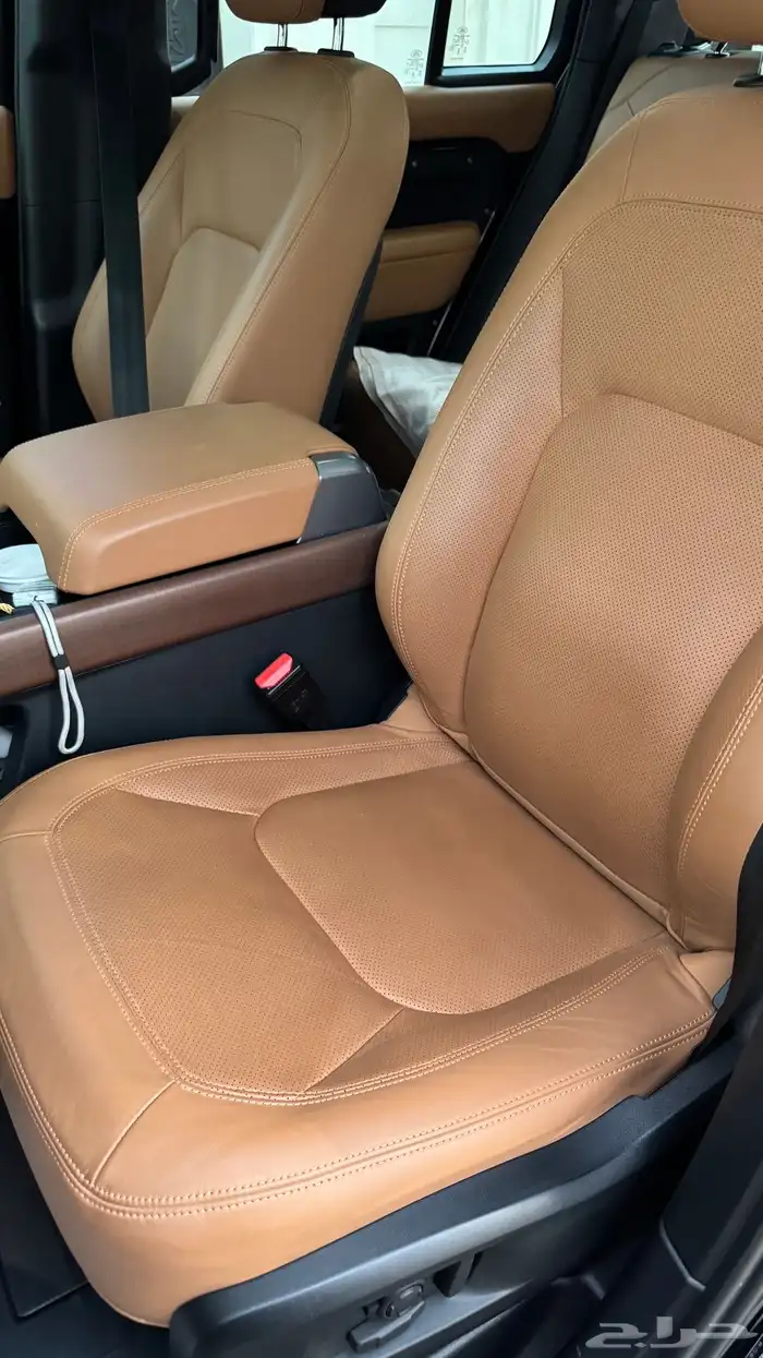 ديفندر HSE اسود 2023 الفردان v6 32