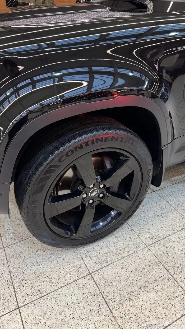 ديفندر HSE اسود 2023 الفردان v6 26