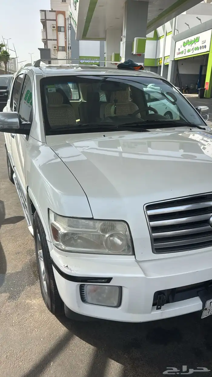Infiniti QX56  V8 Engine Excellent Condition 6