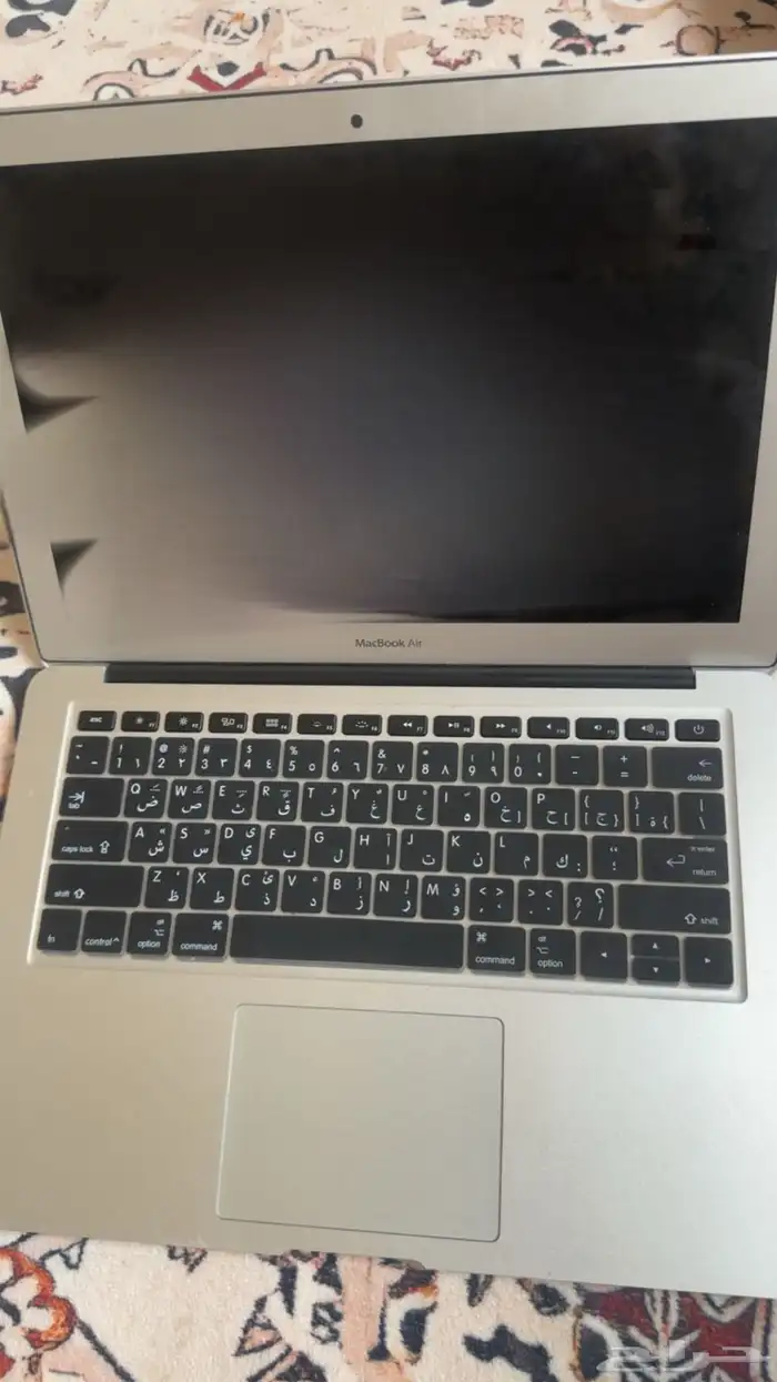 Macbook Air ( 13-inch 2017) 1
