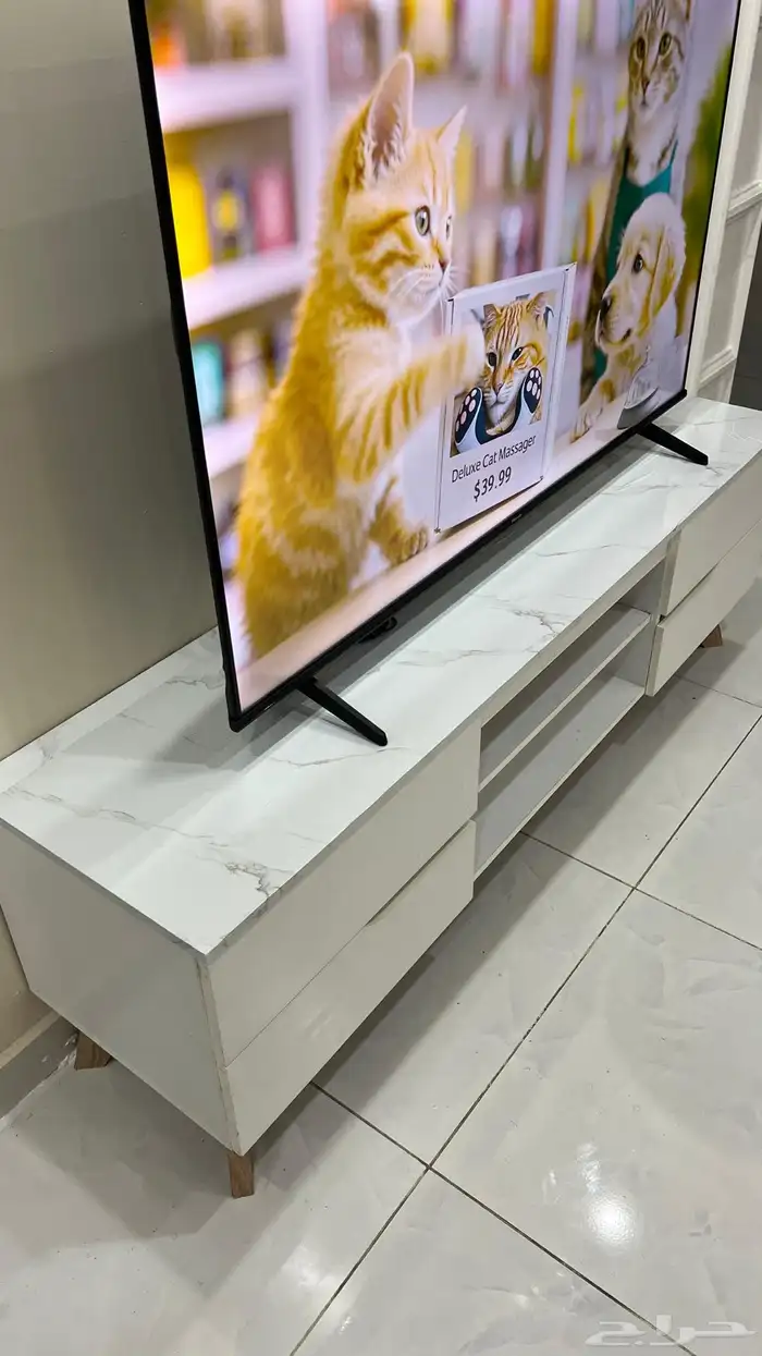 طاولات للبيع 1