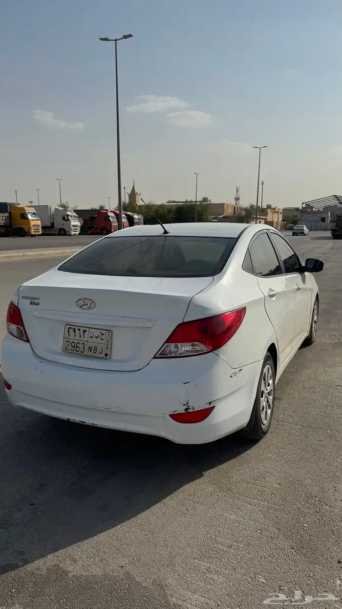 للبيع اكسنت 2014 4