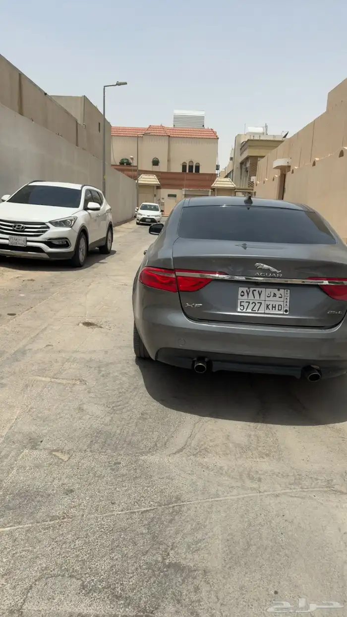 جاكوار XF مصدوم 6