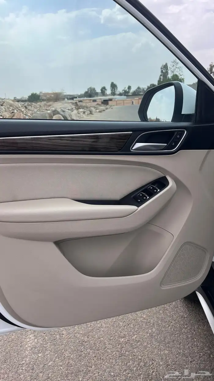 ام جي RX5 موديل 2023 شبه الجديد 20