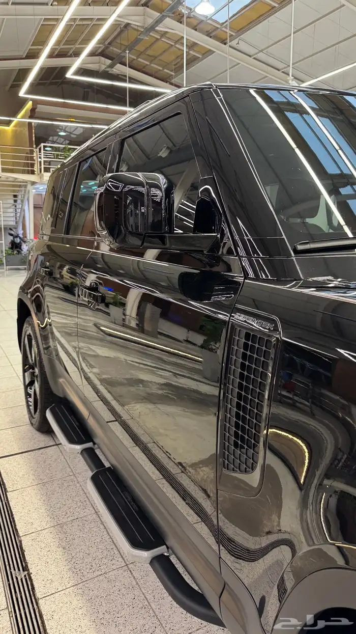 ديفندر HSE اسود 2023 الفردان v6 24