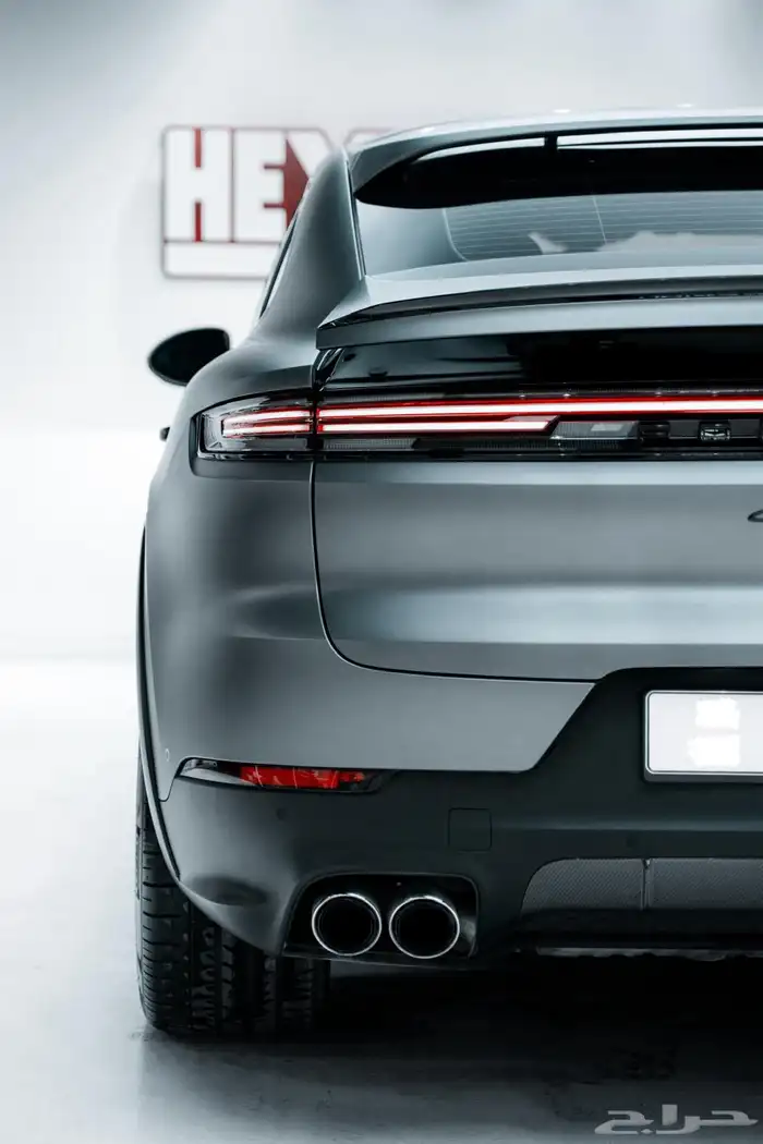 Porsche Cayenne S Coupe 2024 6