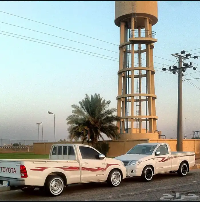 مطلوب هايلوكس من 10الى 15 والممشى تحت ال 500الف والبدي شرط 0