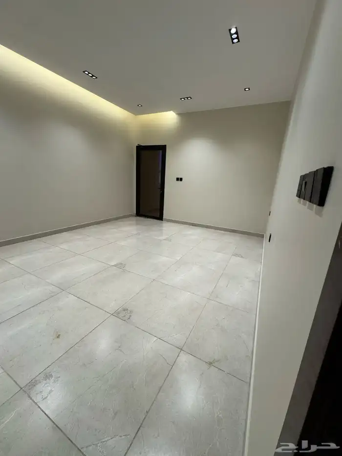 للبيع فيلا تصميم مودرن جدة حي الصواري 15