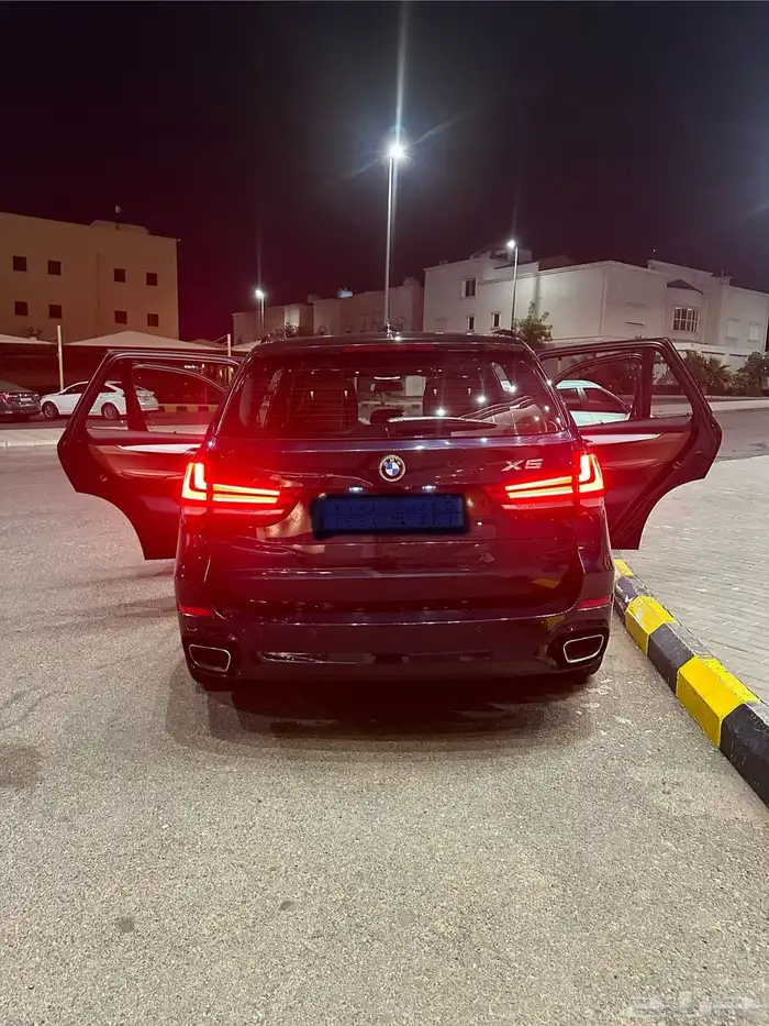 بي ام x5 موديل 2015 11